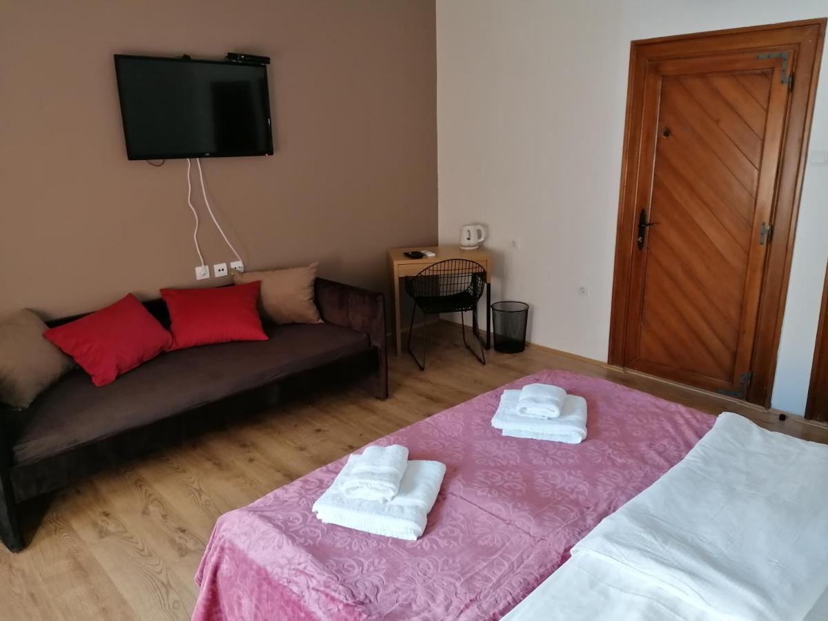 Mon Accommodation Free Parking Ni Εξωτερικό φωτογραφία