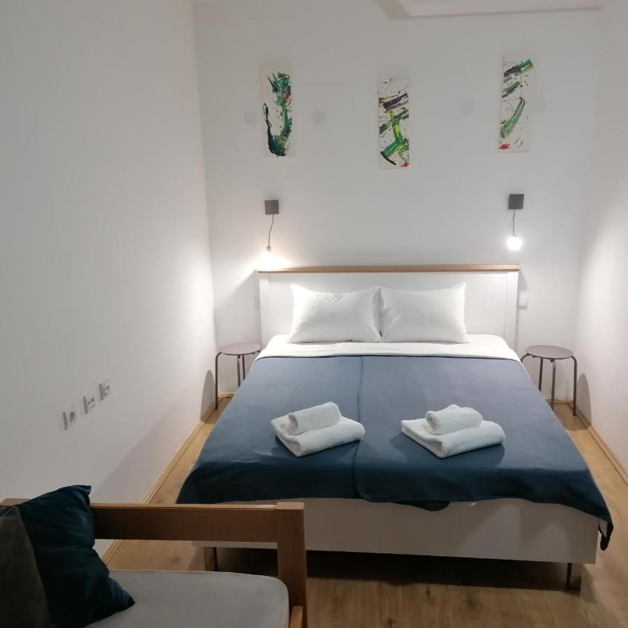 Mon Accommodation Free Parking Ni Εξωτερικό φωτογραφία